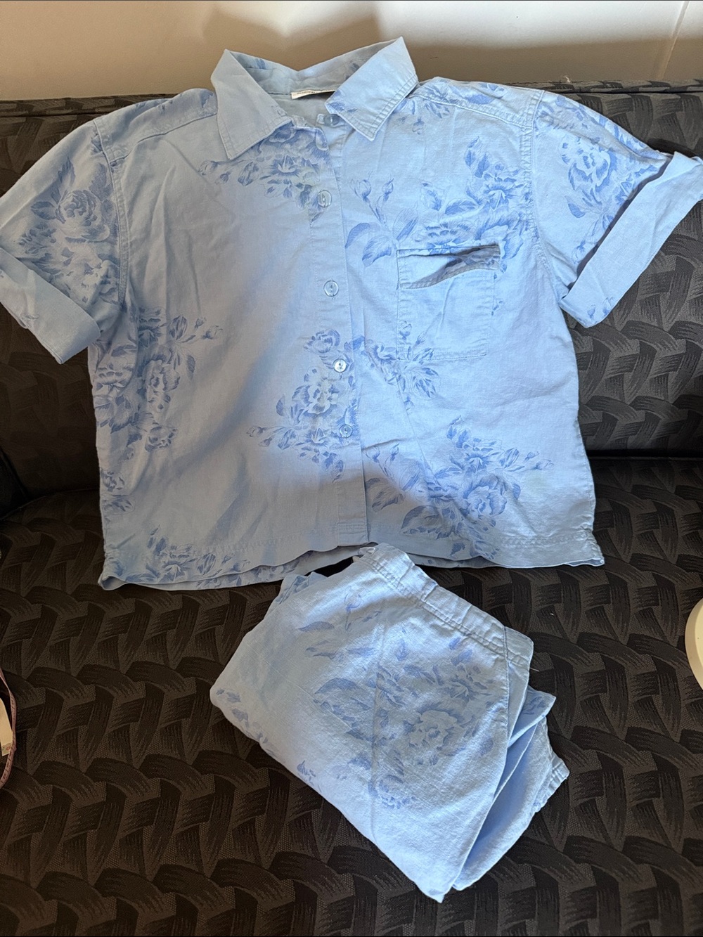 Beautiful Allyson Whimore Linen Cotton lounge casual Blue Floral quality fabric
